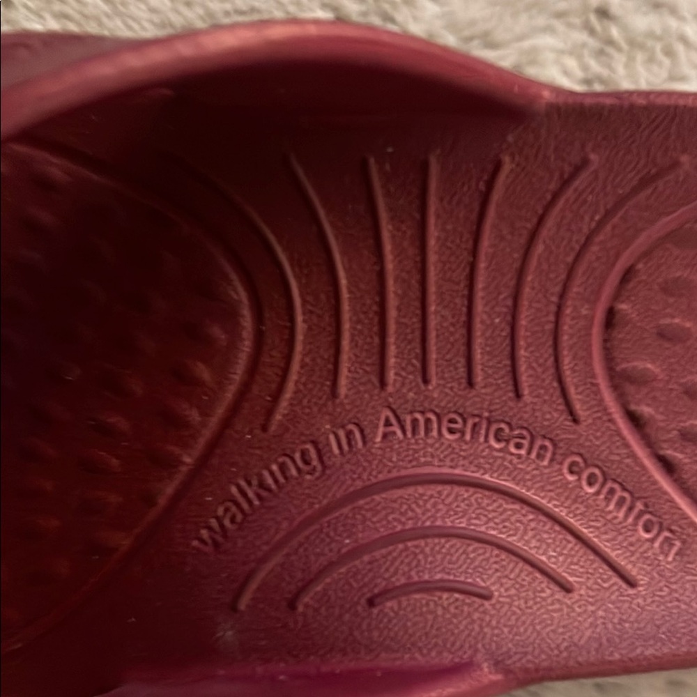 NuuSol Burgundy Flip Flops W7 - Picture 5 of 5